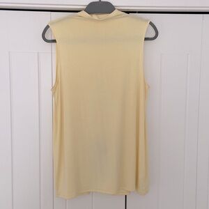 NWOT ARITZIA BABATON Mock Neck Sleeveless Top | Size M